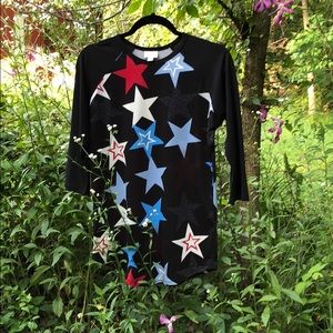 LuLaroe quarter length sleeve shirt